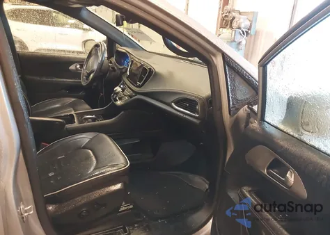 2021 Chrysler Pacifica Hybrid Limited from USA, damaged, VIN 2C4RC1S79MR517730